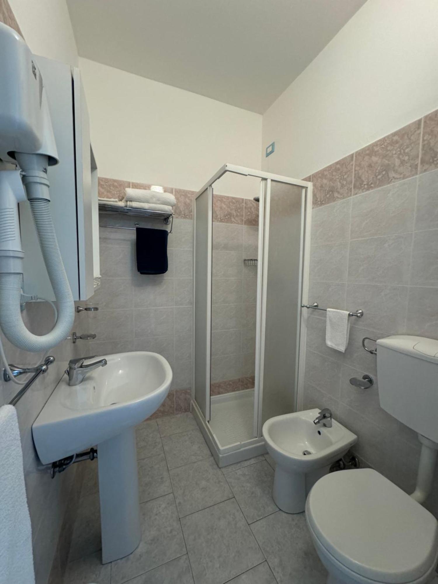 Hotel Bagno Stella Del Mare Marina Di Carrara Zewnętrze zdjęcie